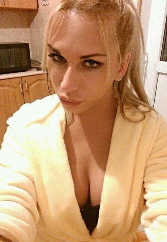 Ева